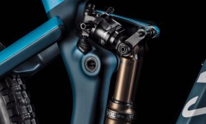 Close up of the Shapeshifter mechanism on the Canyon Strive 2019 enduro bike